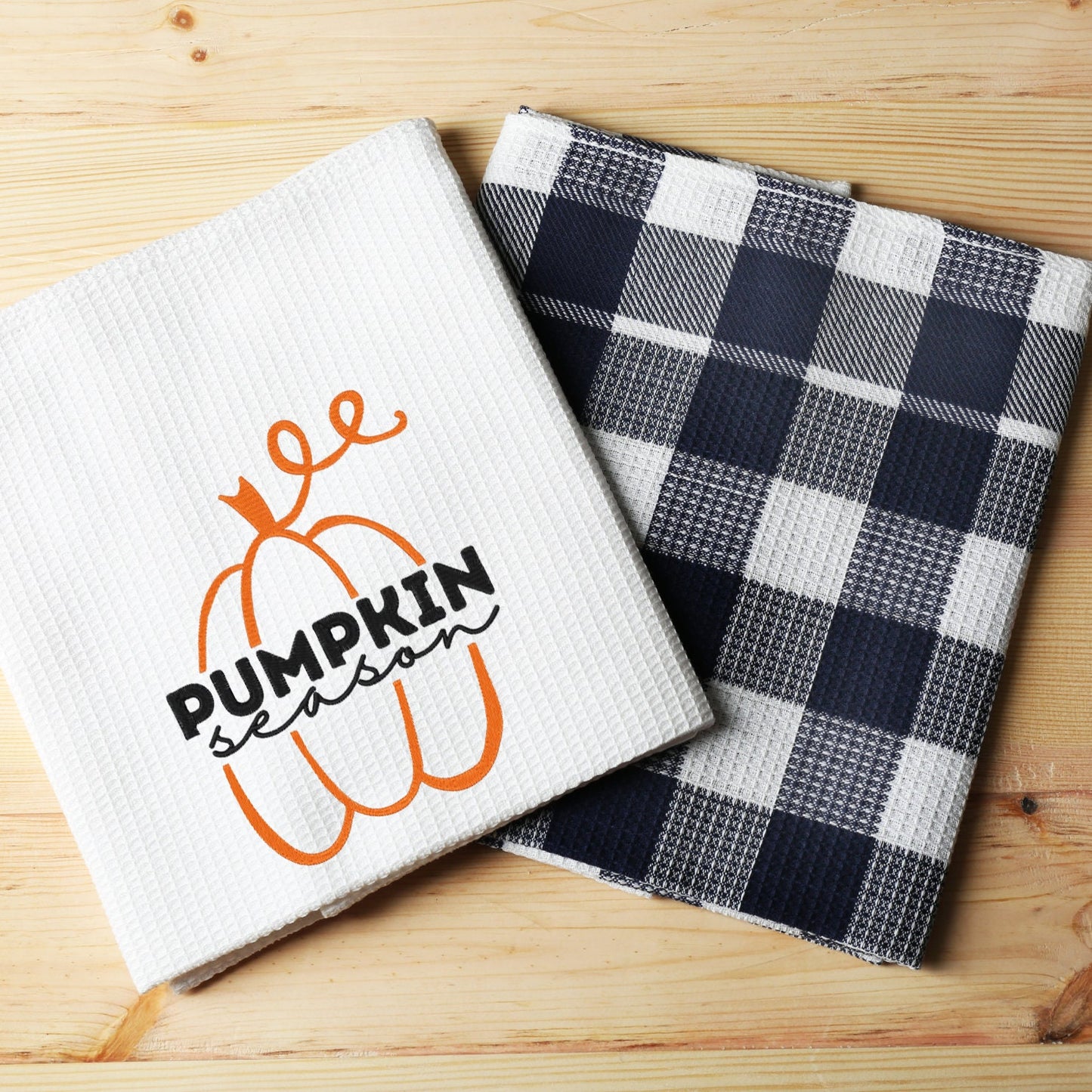 Pumpkin Season Embroidery File (dst, exp, hus, jef, pec, vp3, vip) (etsy image id: 5353844419)