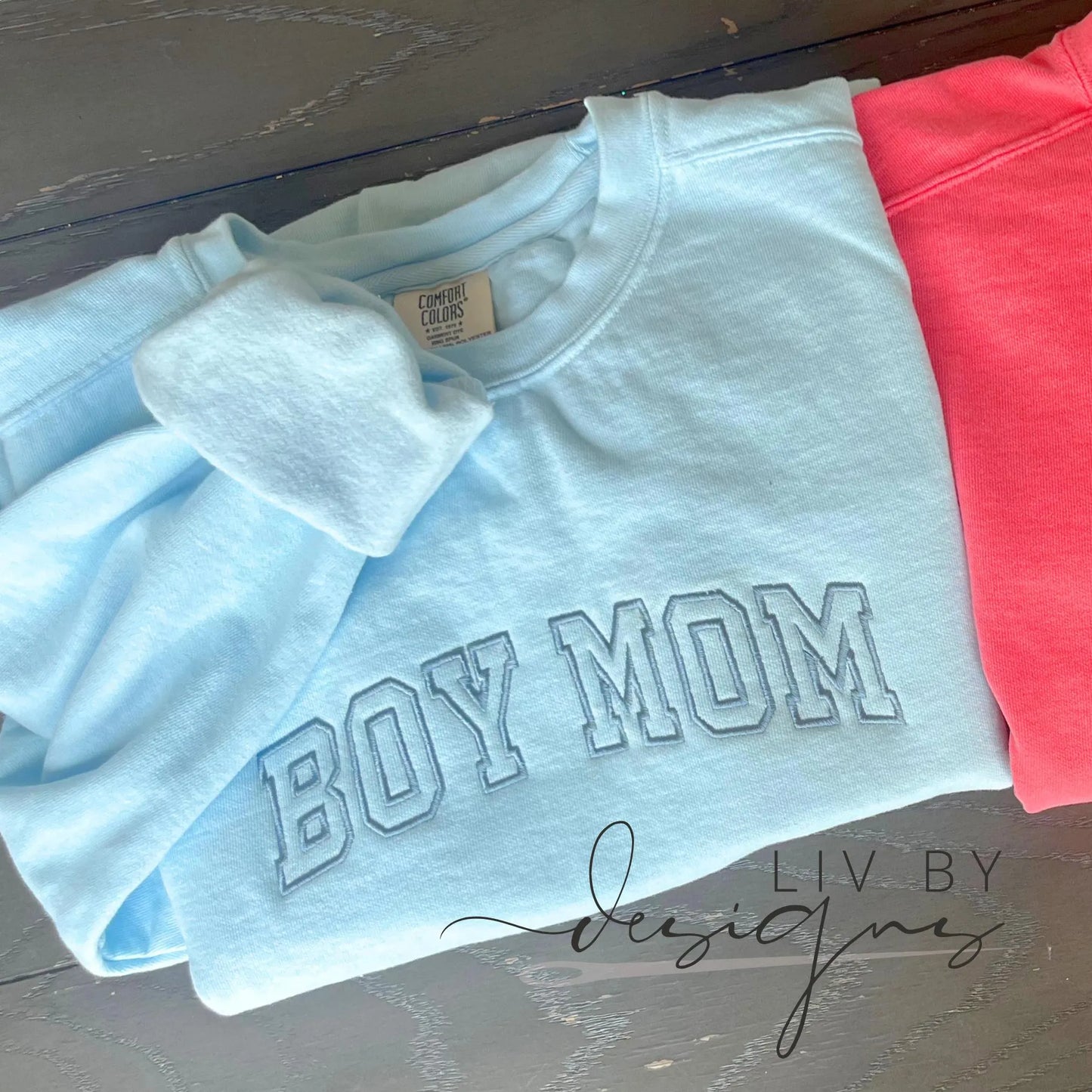 Girl Mom Embroidered Crewneck | Boy Mom Comfort Colors Sweatshirt | Custom Name Sweater | Personalized Sleeve Names | Gift for Mom, Mom Life