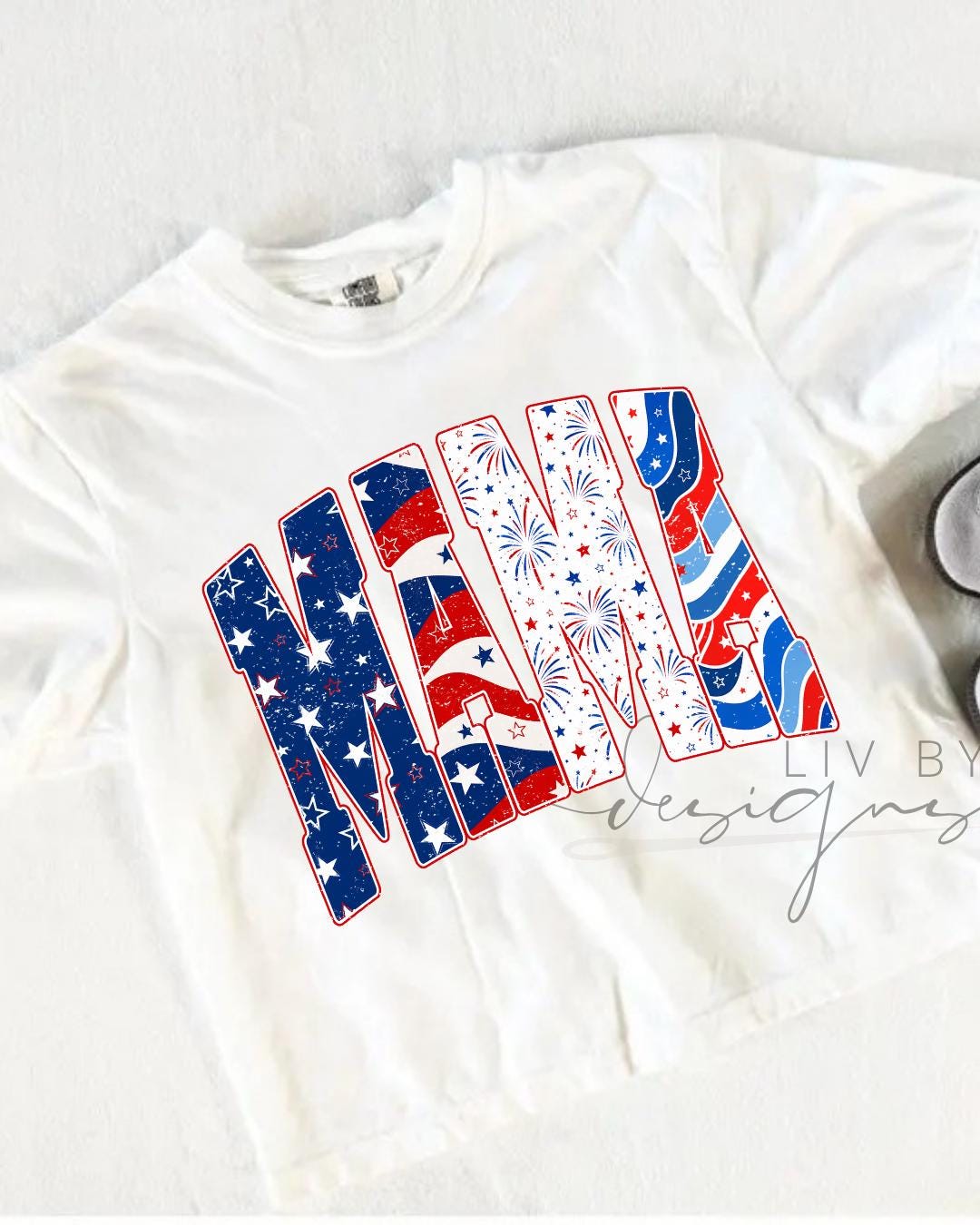 Big and Bold Mama Fourth of July USA Graphic Crop Top | Comfort Colors Patriotic 250th Anniversary Cropped T-shirt for the 4th of July __etsy:8105625246