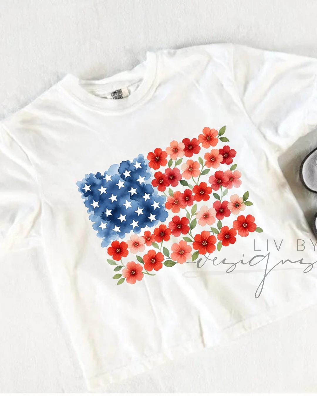 Floral Stars and Stripes USA Graphic Crop Top | Comfort Colors Patriotic 250th Anniversary Cropped T-shirt for the 4th of July __etsy:8153528295