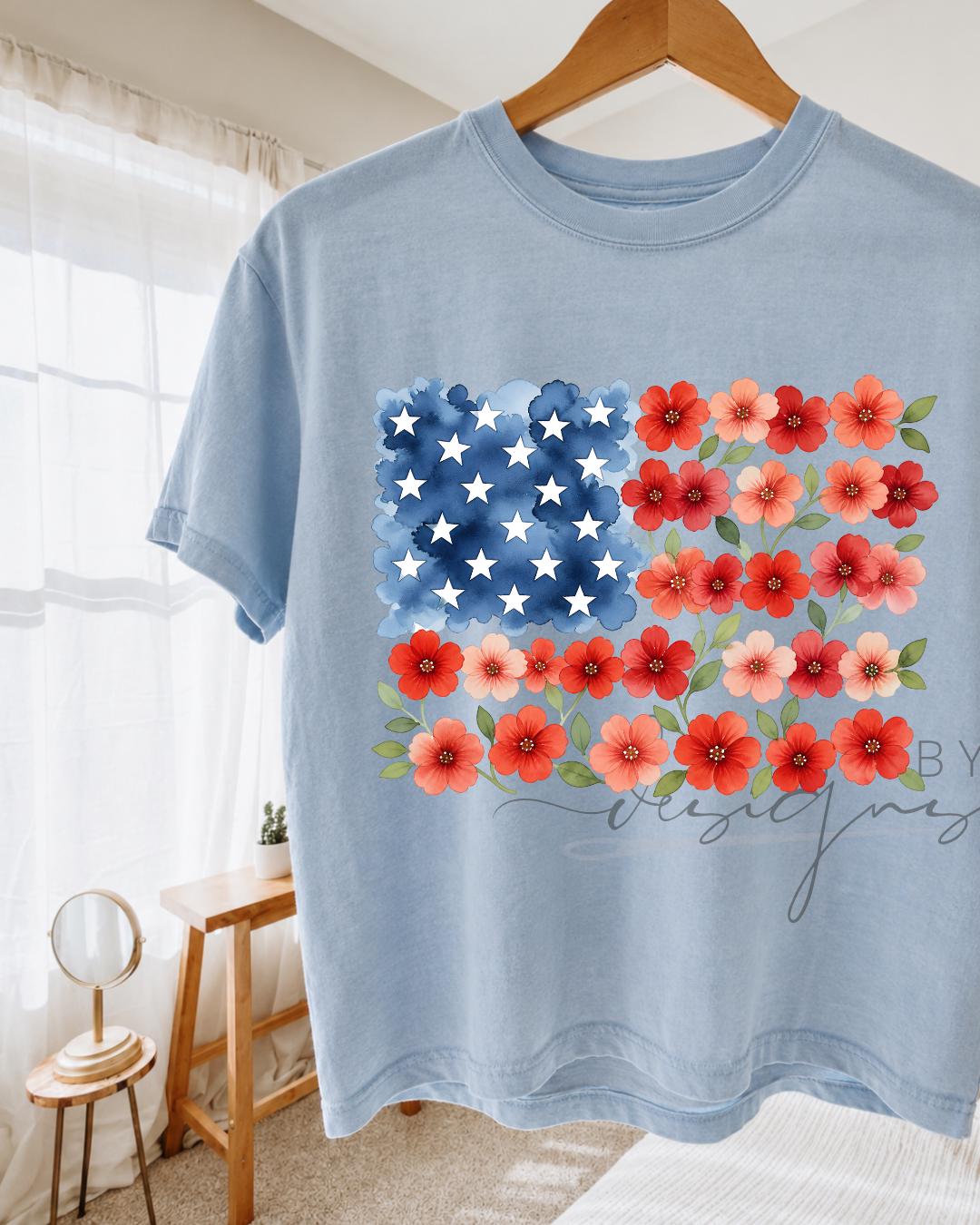 Floral Stars and Stripes USA Graphic Crop Top | Comfort Colors Patriotic 250th Anniversary Cropped T-shirt for the 4th of July __etsy:8105621330