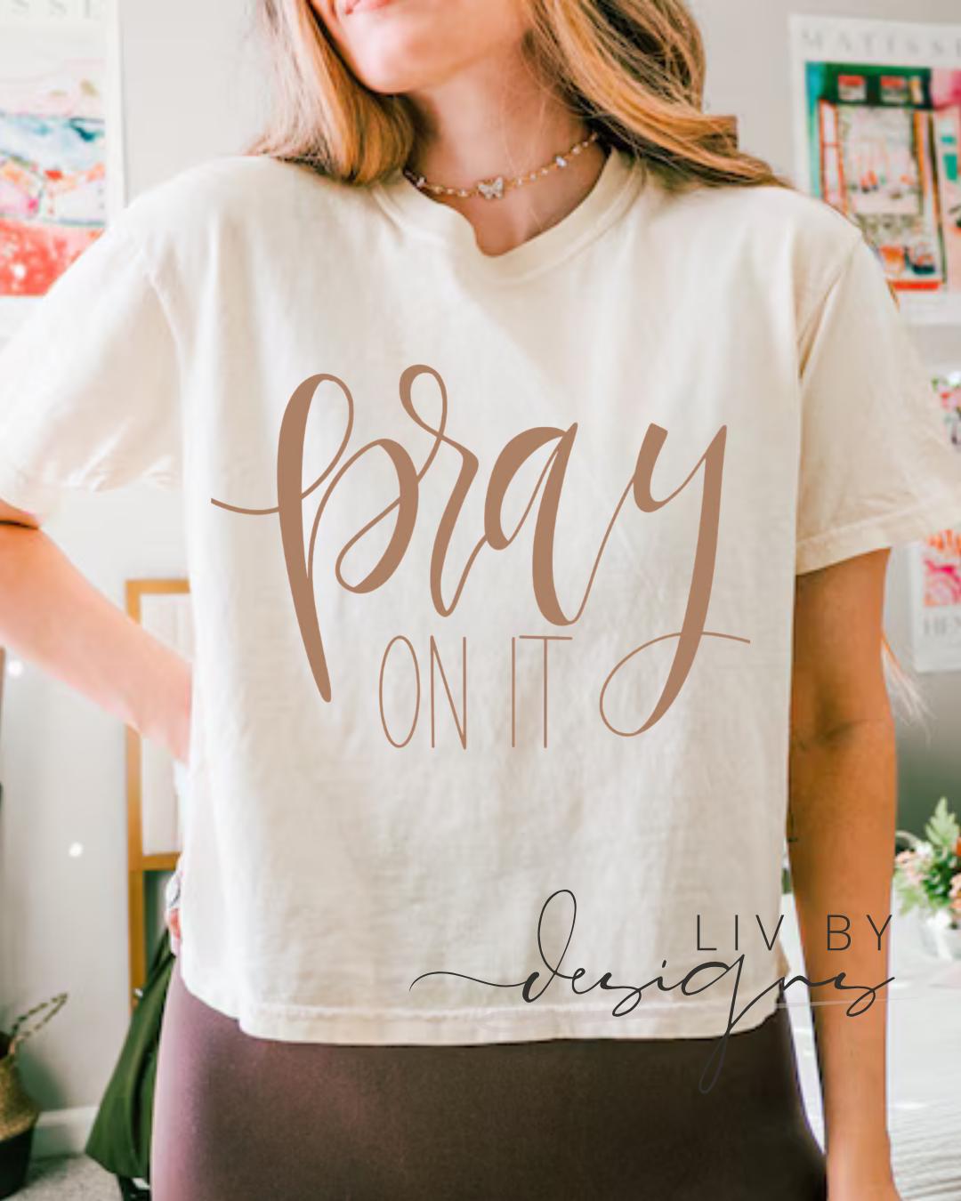 Pray On It Christian Crop Top | Faith Based Comfort Colors Tee | Gift for Her __etsy:8093386797