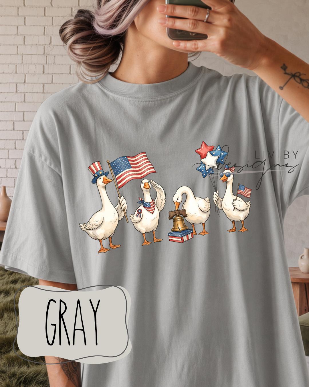 USA Patriotic Goose Comfort Colors Tee __etsy:8090732615