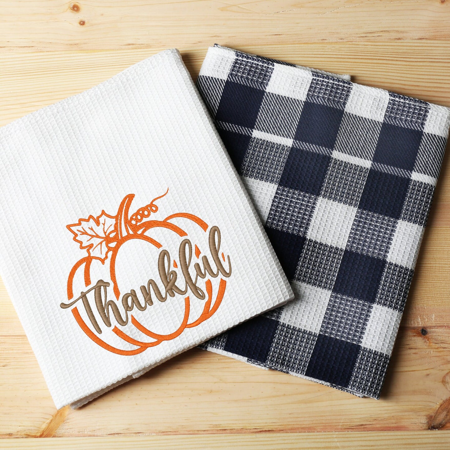 Thankful Pumpkin Embroidery Design, Cursive Lettering (Digital Download) (etsy image id: 5302056632)