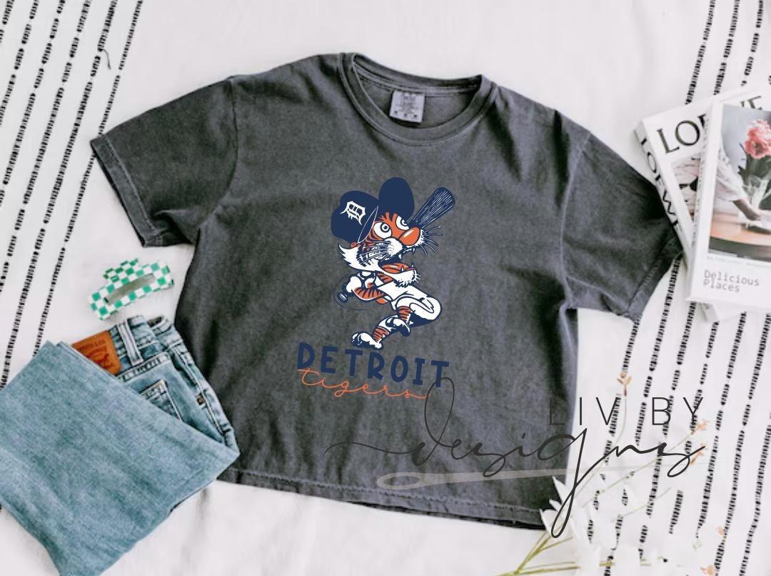 Tigers Baseball Comfort Color Crop Top |  Cartoon Tiger |  Motor City Kittie crop top | Michigan Tigers Baseball  World Series Shirt