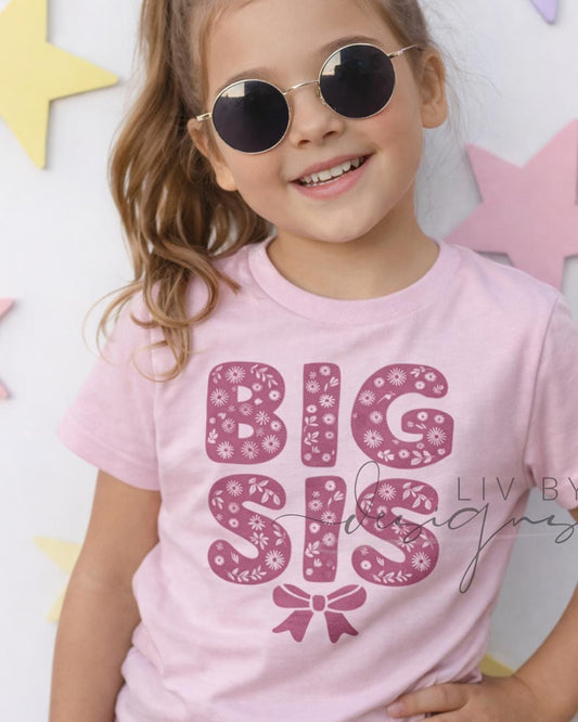 Floral Big Sister T-shirt, Toddler Sibling Announcement Shirt, Pregnancy Reveal Gift (etsy image id: 7919293407)