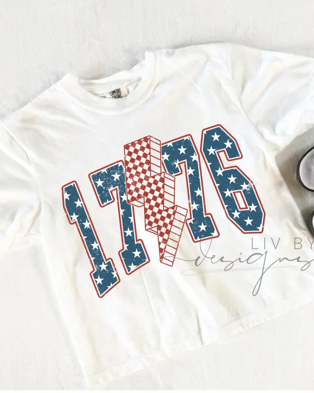 1776 retro Stars and Stripes USA Graphic Crop Top | Comfort Colors Patriotic 250th Anniversary Cropped T-shirt for the 4th of July __etsy:8035191576
